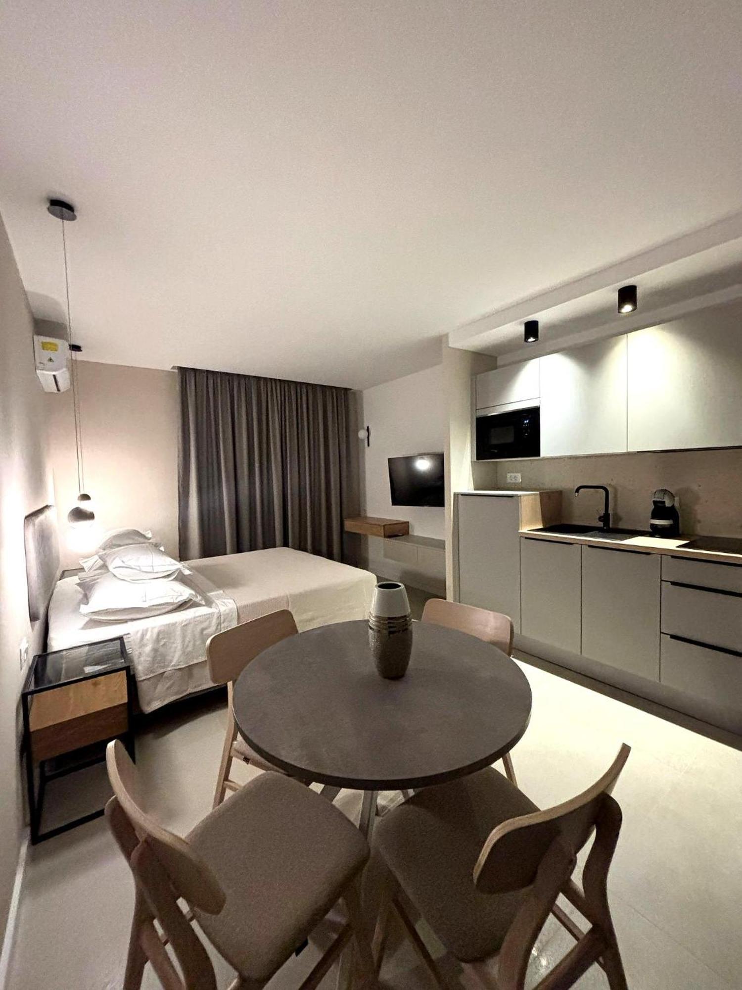 Sea View Apartment Gin 브렐라 외부 사진