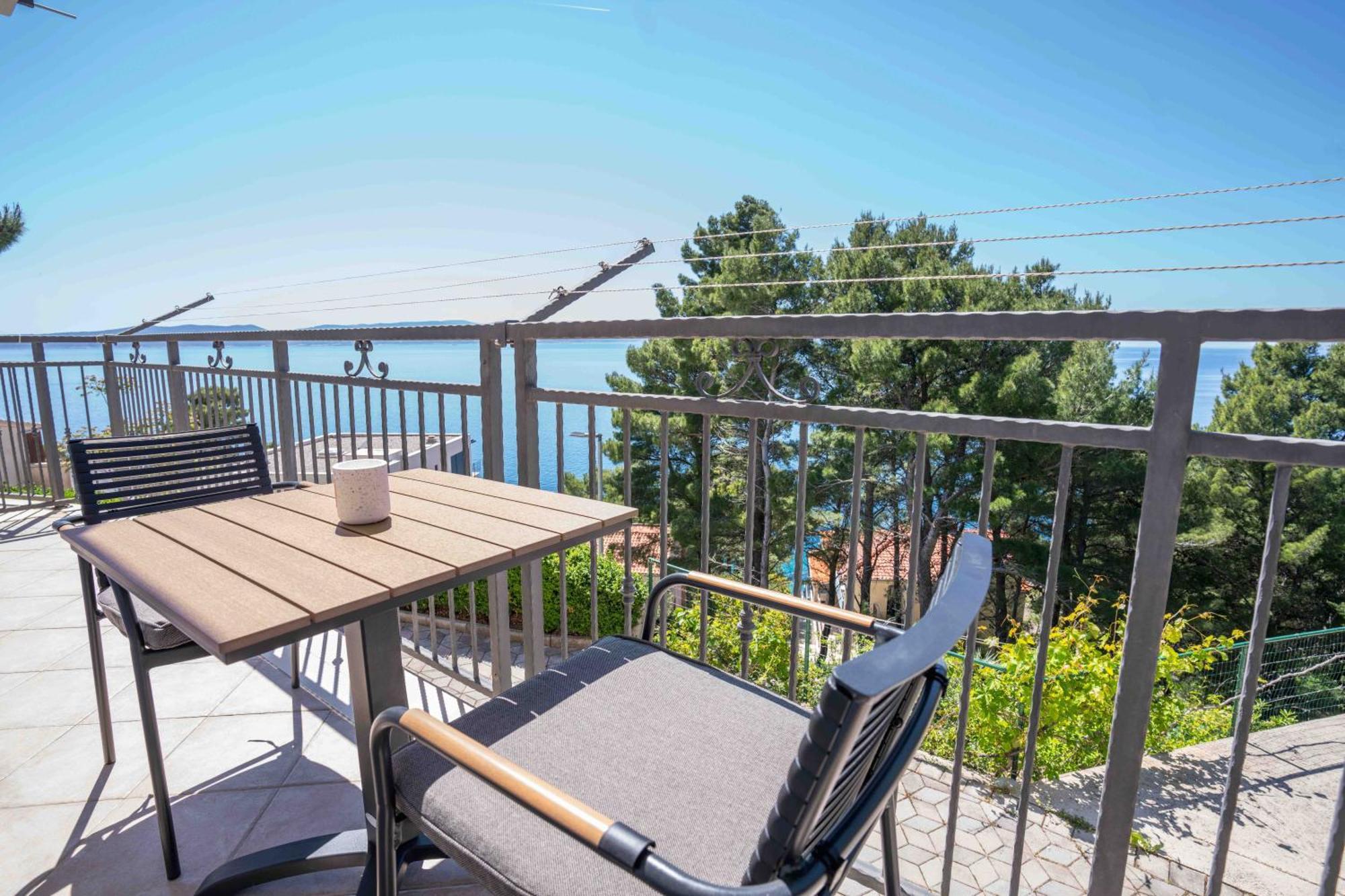 Sea View Apartment Gin 브렐라 외부 사진