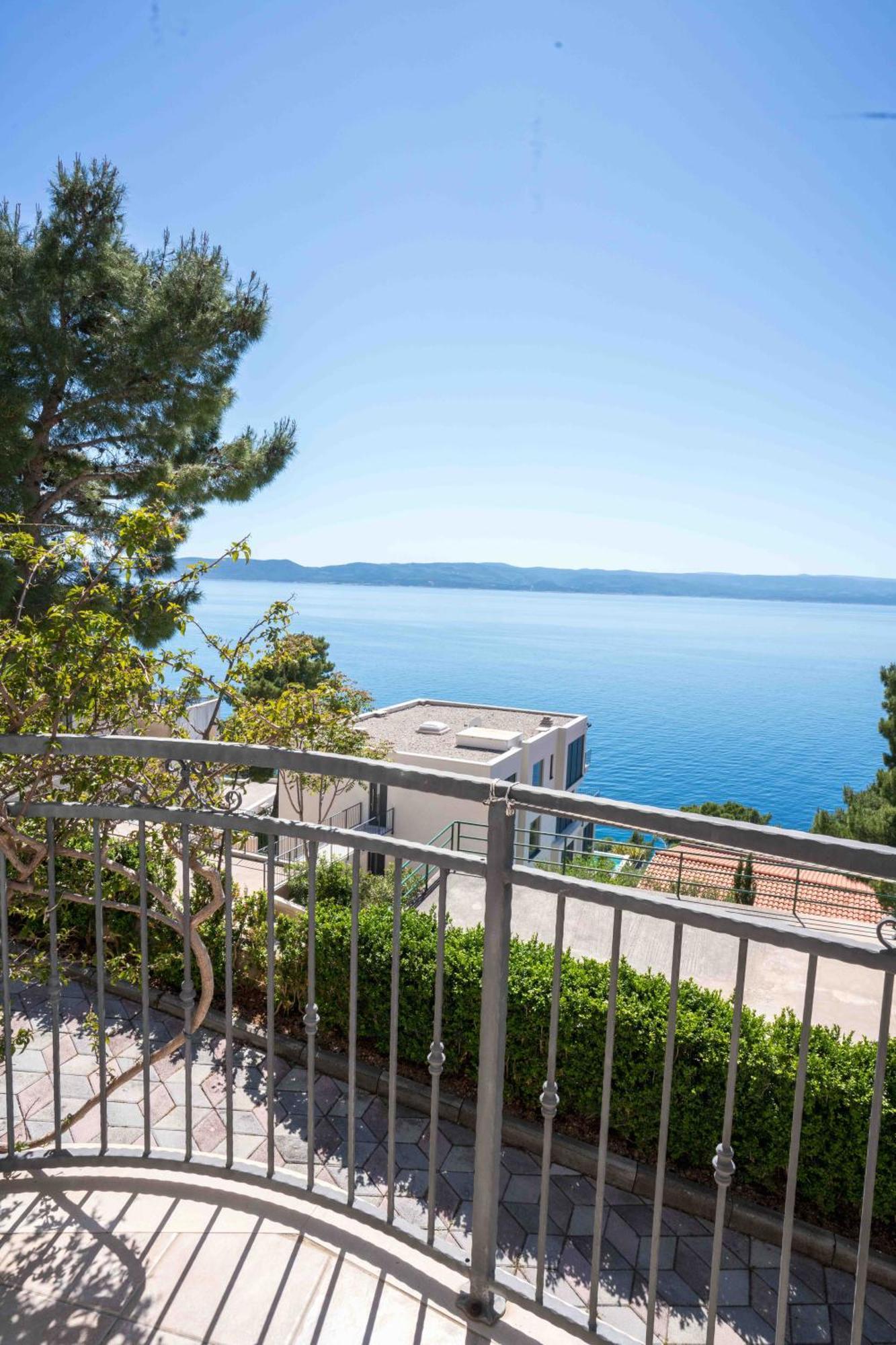 Sea View Apartment Gin 브렐라 외부 사진