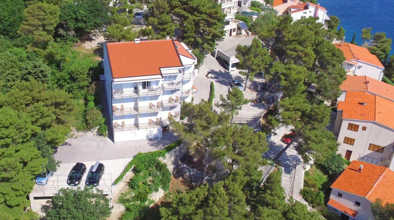 Sea View Apartment Gin 브렐라 외부 사진