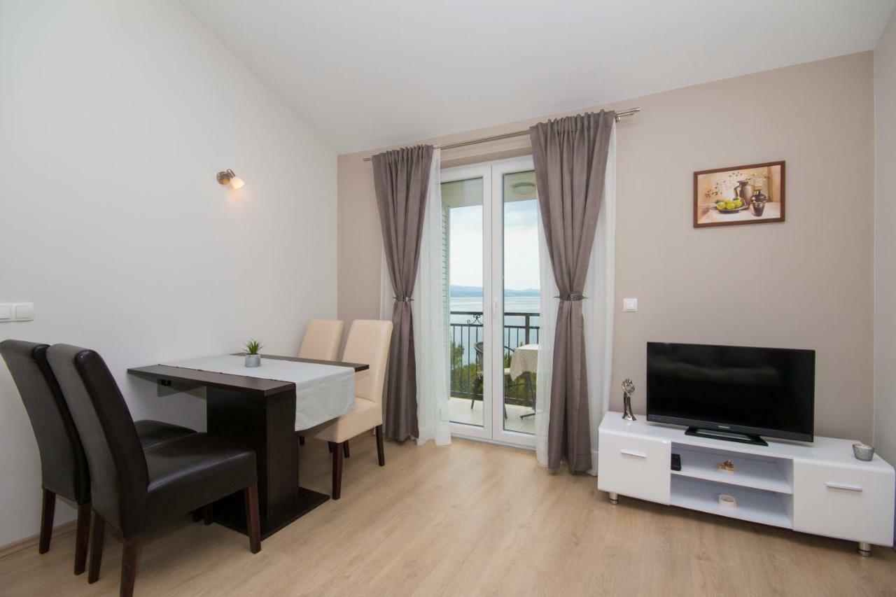 Sea View Apartment Gin 브렐라 외부 사진